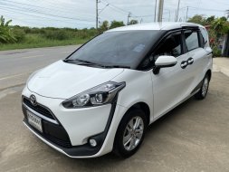 Toyota sienta 1.5cc  G auto 2017 รถบ้าน สภาพนางฟ้า 